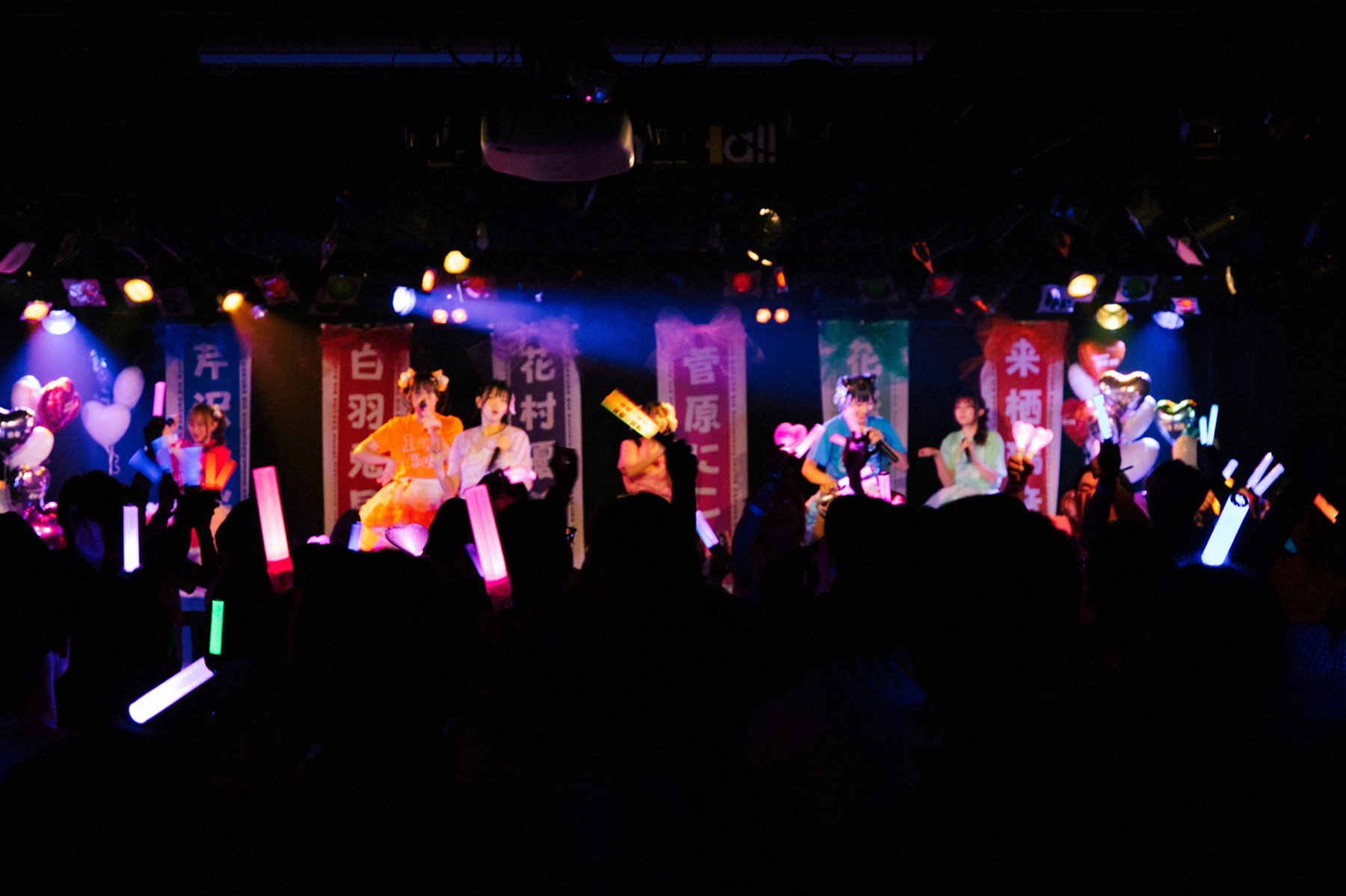 8周年ツアーファイナル 梅田BANANA HALL